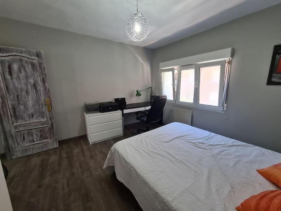A Un Paso De La Playa, Amplio Apartamento Gijón Buitenkant foto